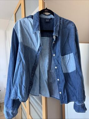 GAP Two-Tone Blue Denim Crop Shirt